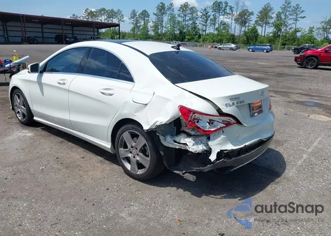 2017 Mercedes-Benz Cla 250 z USA, uszkodzony, nr VIN WDDSJ4EBXHN444076